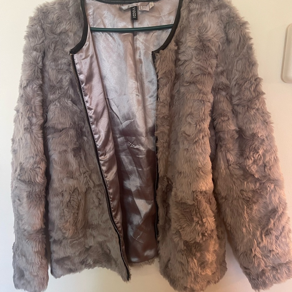 Faux Fur Jacket in Taupe